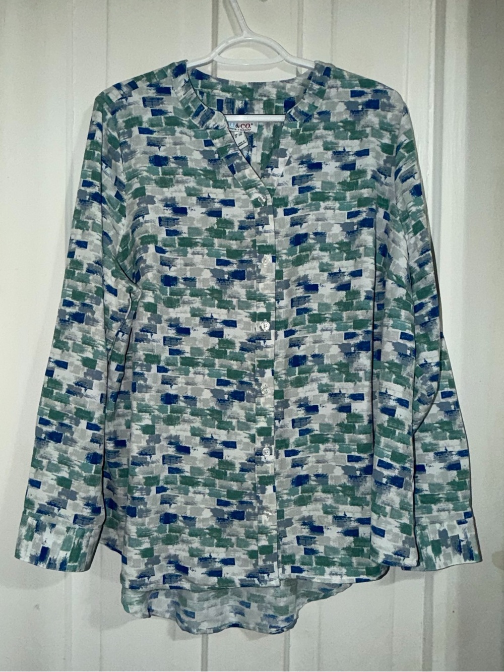 Women’s size 1X shirt Button-Up Blouse in Blue & Green Brushstroke Print